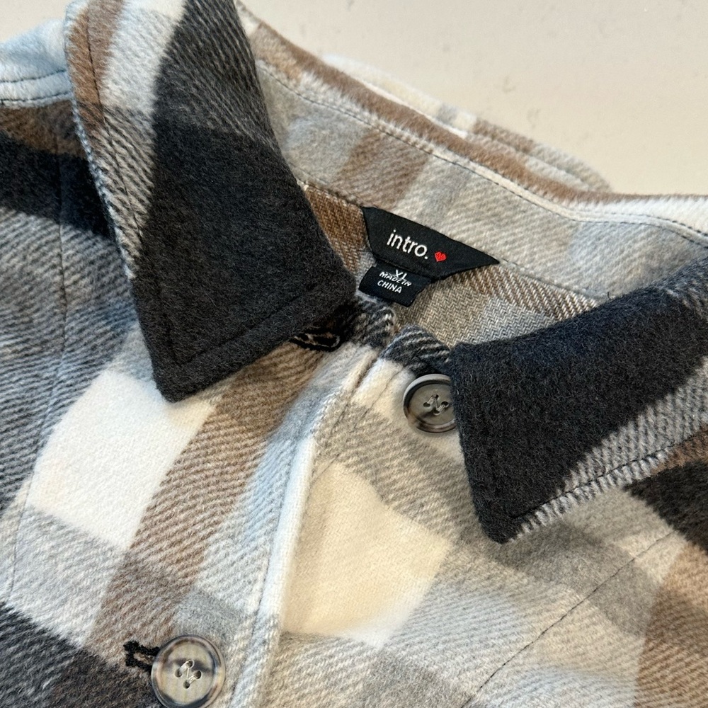 Intro shacket - Picture 6 of 6